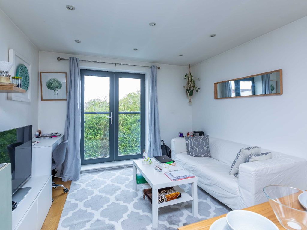 1 bed flat for sale in Flat 2 St Martins Court, Portland Street, Staple Hill, Bristol BS16, £159,950