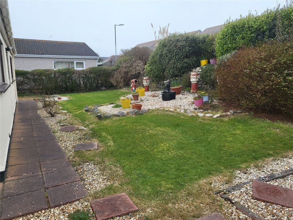 3 bed bungalow for sale in Bryn Gwyn Road, Holyhead, Isle Of Anglesey LL65, £190,000