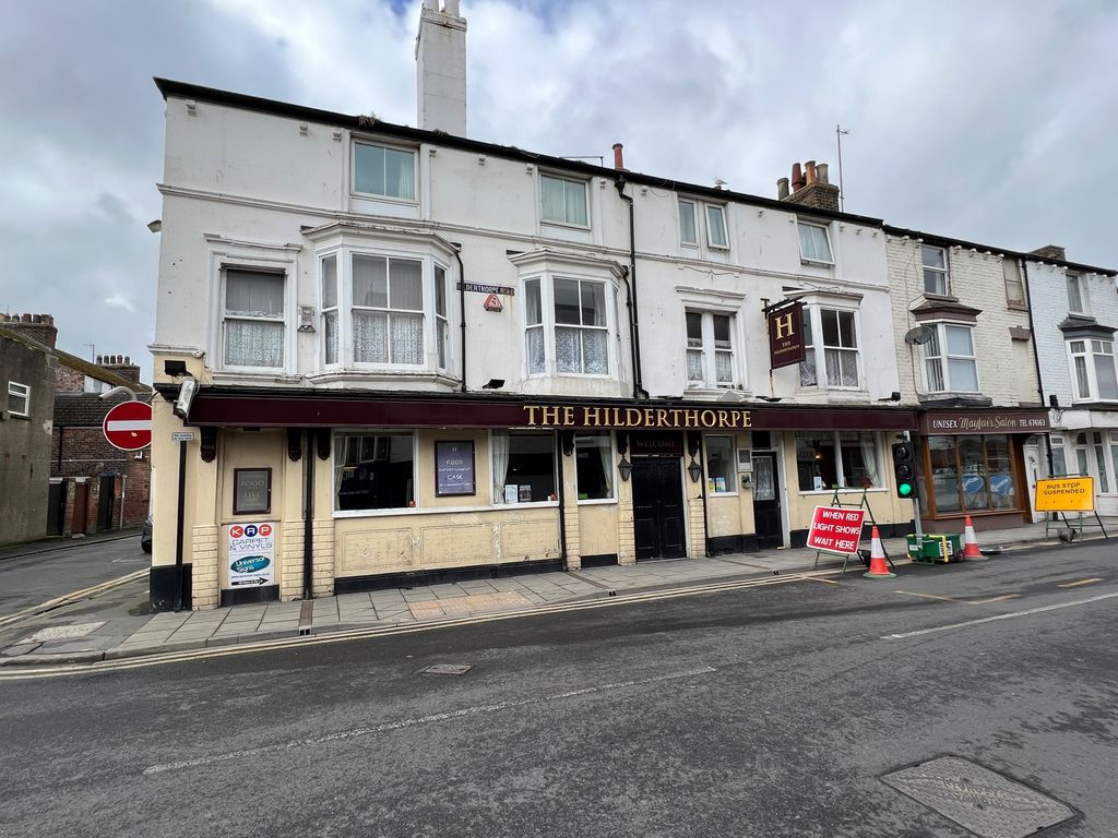 Pub/bar for sale in Hilderthorpe Road, Bridlington YO15, £225,000
