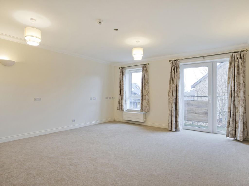 1 bed flat for sale in Valley Drive, Ilkley LS29, £225,000