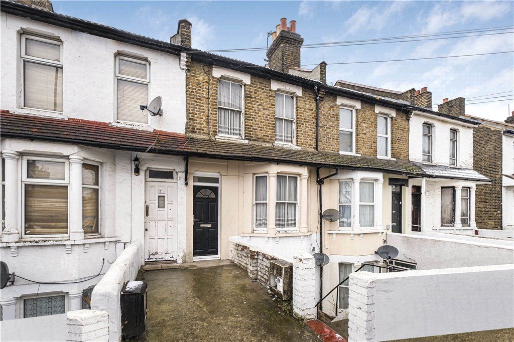 2 bed flat for sale in Milton Road, Croydon CR0, £250,000