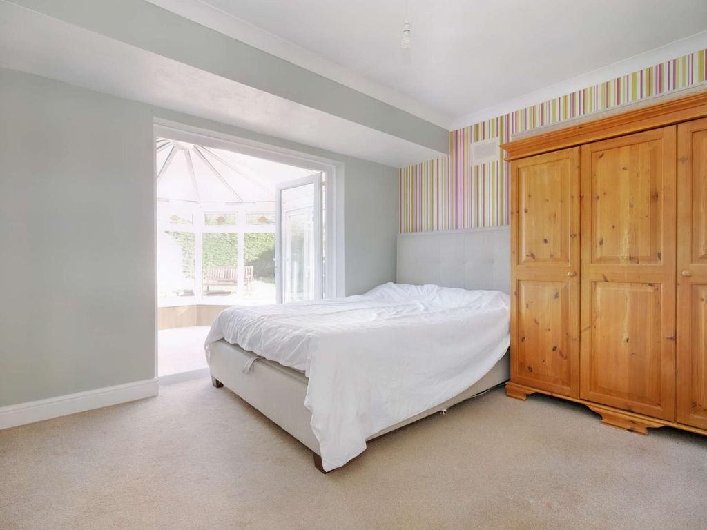 3 bed bungalow for sale in Lea Way, Huntington, York YO32, £300,000