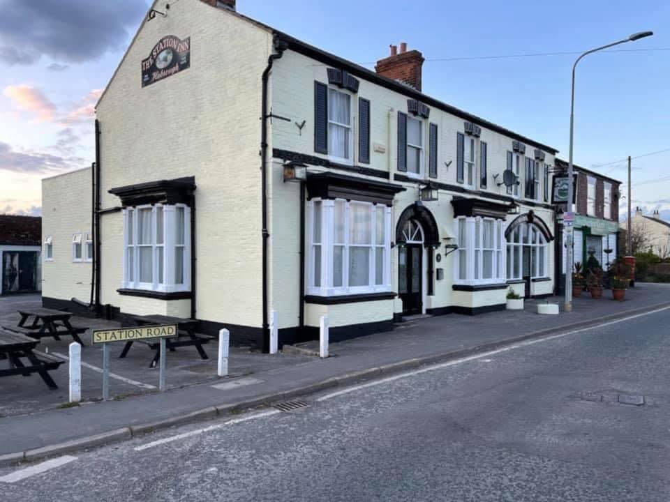 Pub/bar for sale in Station Road, Immingham DN40, £300,000