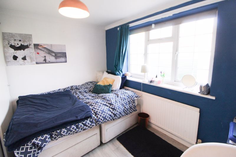3 bed detached bungalow for sale in Willow Rise, Kirkbymoorside, York YO62, £260,000