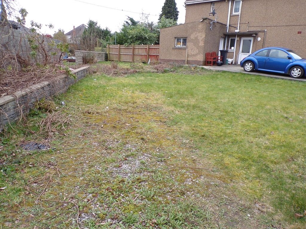 Land for sale in Coombe Tennant Avenue, Neath SA10, £69,500