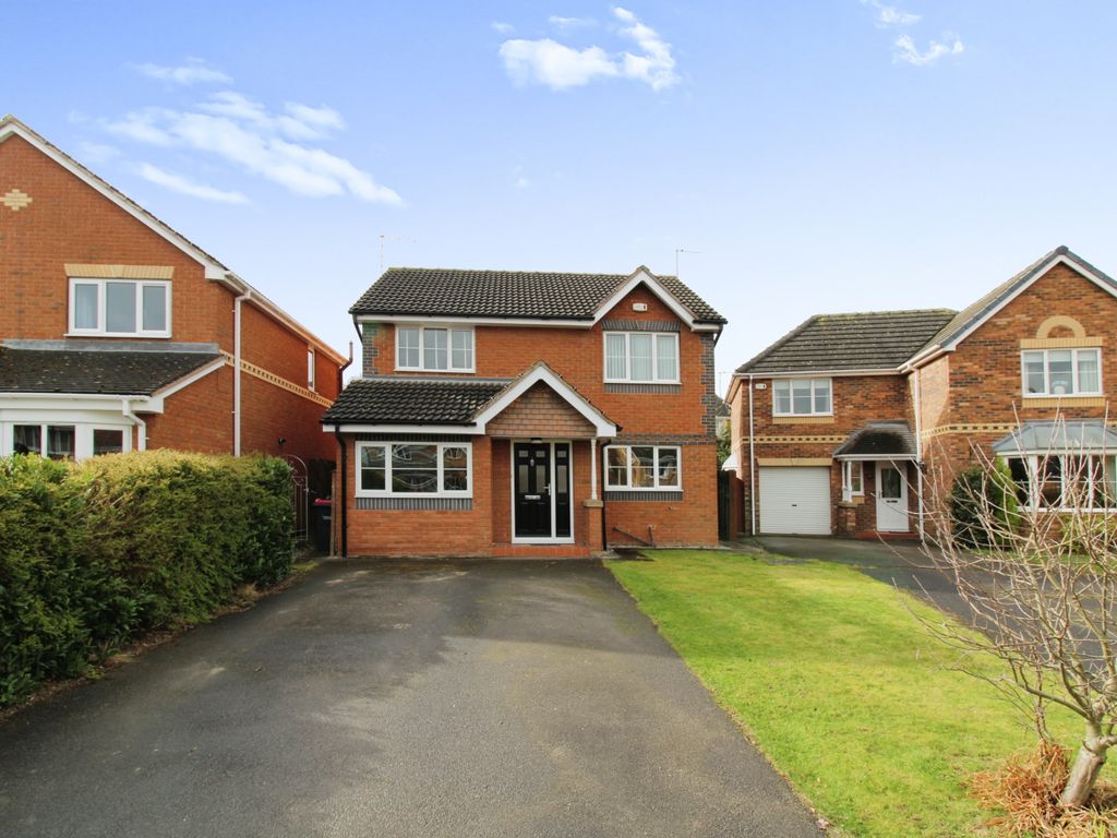 4 bed detached house for sale in Far Golden Smithies, Swinton, Mexborough S64, £285,000