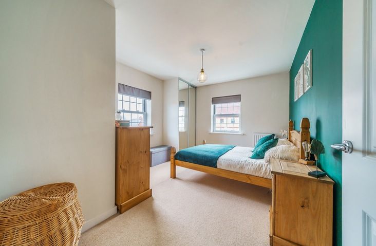 2 bed flat for sale in Walston Way, Huntingdon, Cambridgeshire PE28, £84,000