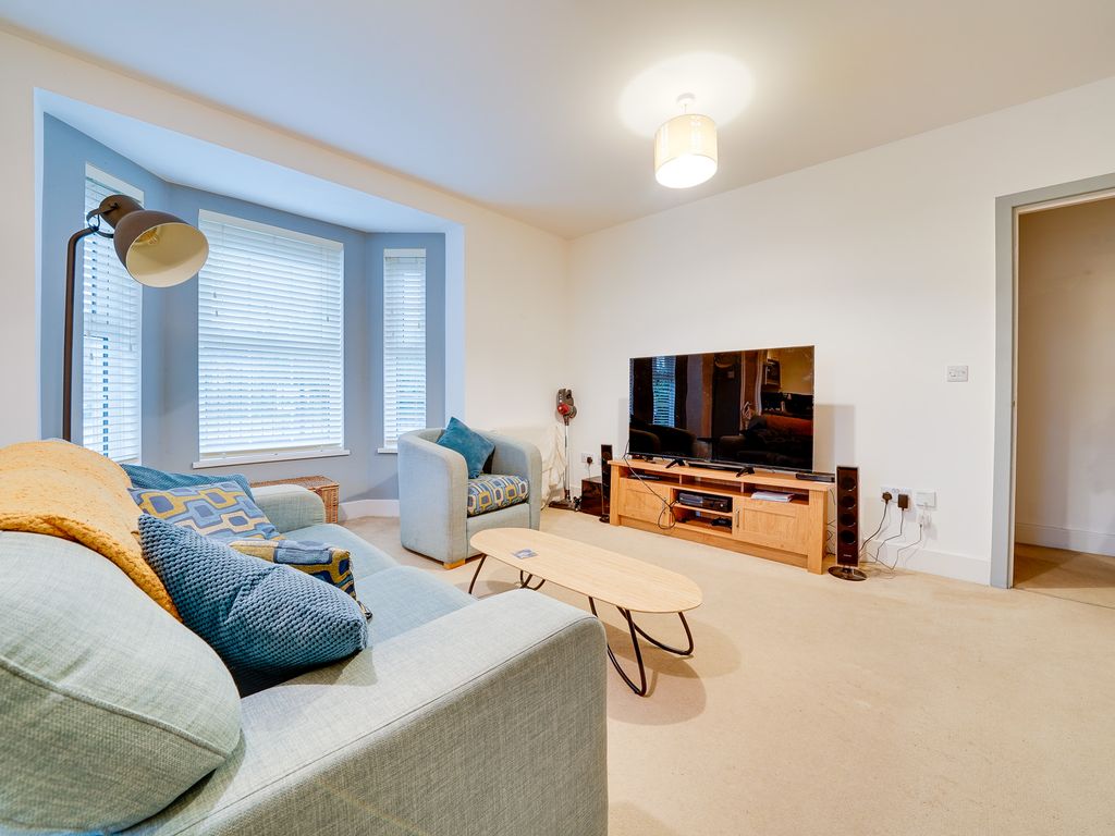 1 bed flat for sale in North Star Court, Old North Road, Royston SG8, £190,000