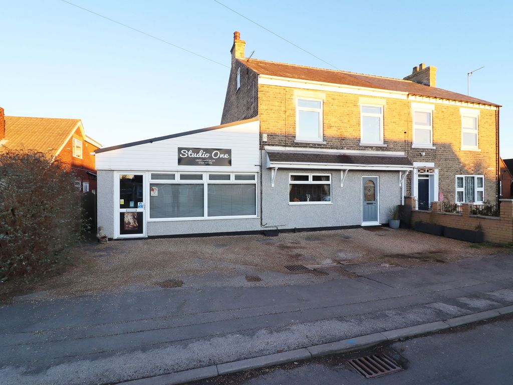 Retail premises for sale in Station Road, Gilberdyke, Brough HU15, £350,000