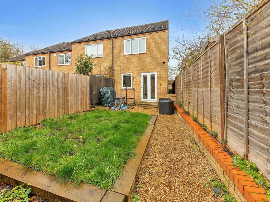 2 bed terraced house for sale in Jacksons Way, Fowlmere SG8, £325,000