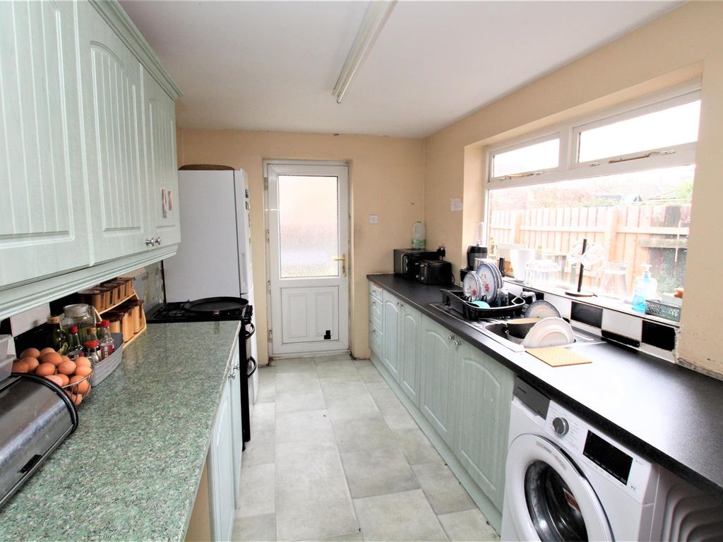 3 bed property for sale in Lancaster Road, Middlesbrough TS5, £110,000