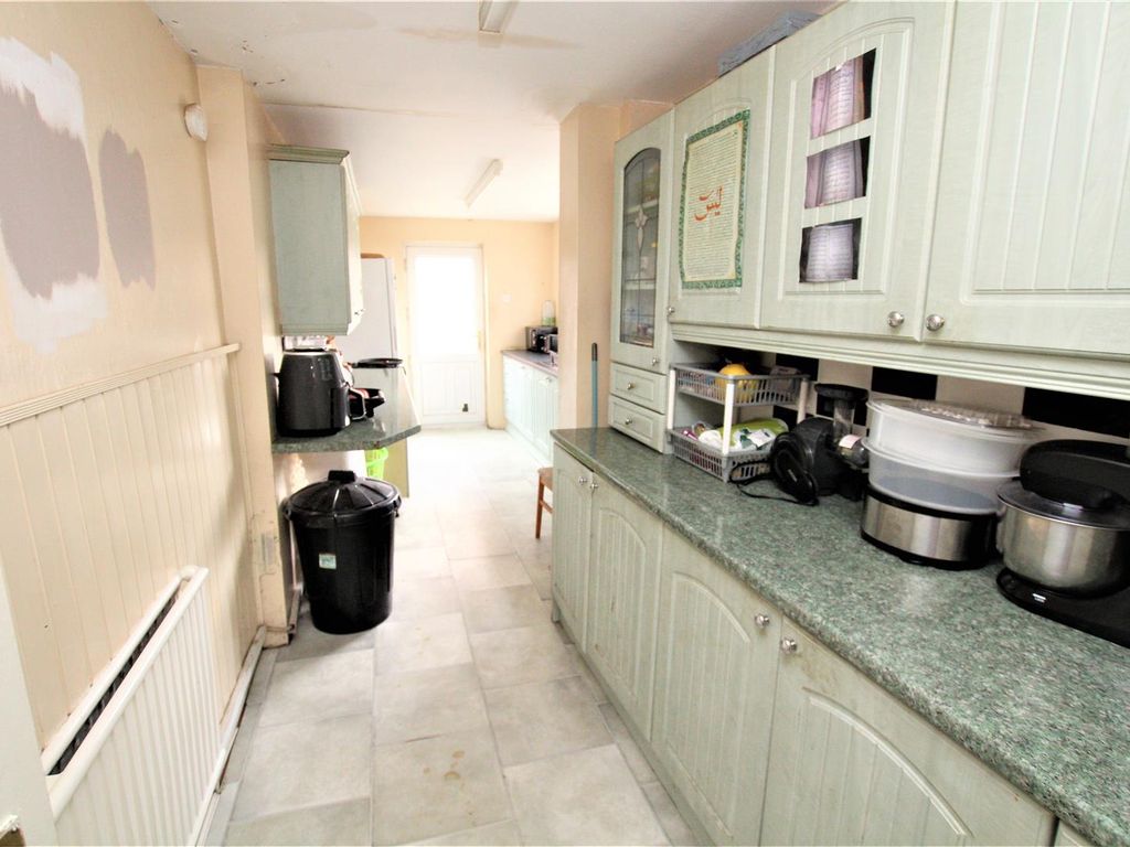 3 bed property for sale in Lancaster Road, Middlesbrough TS5, £110,000