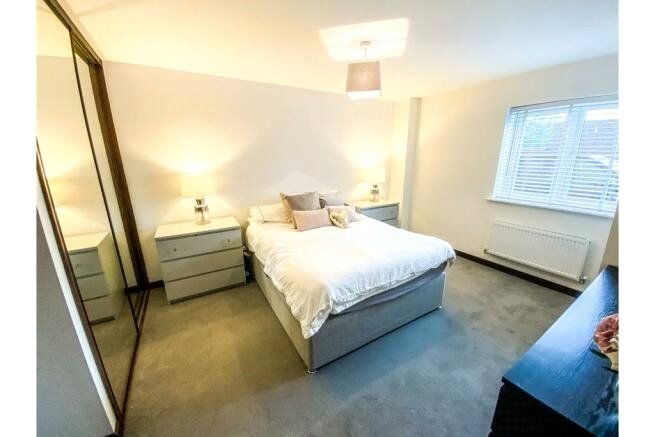 1 bed flat for sale in Summerhouse Hill, Buckingham, Buckinghamshire MK18, £195,000