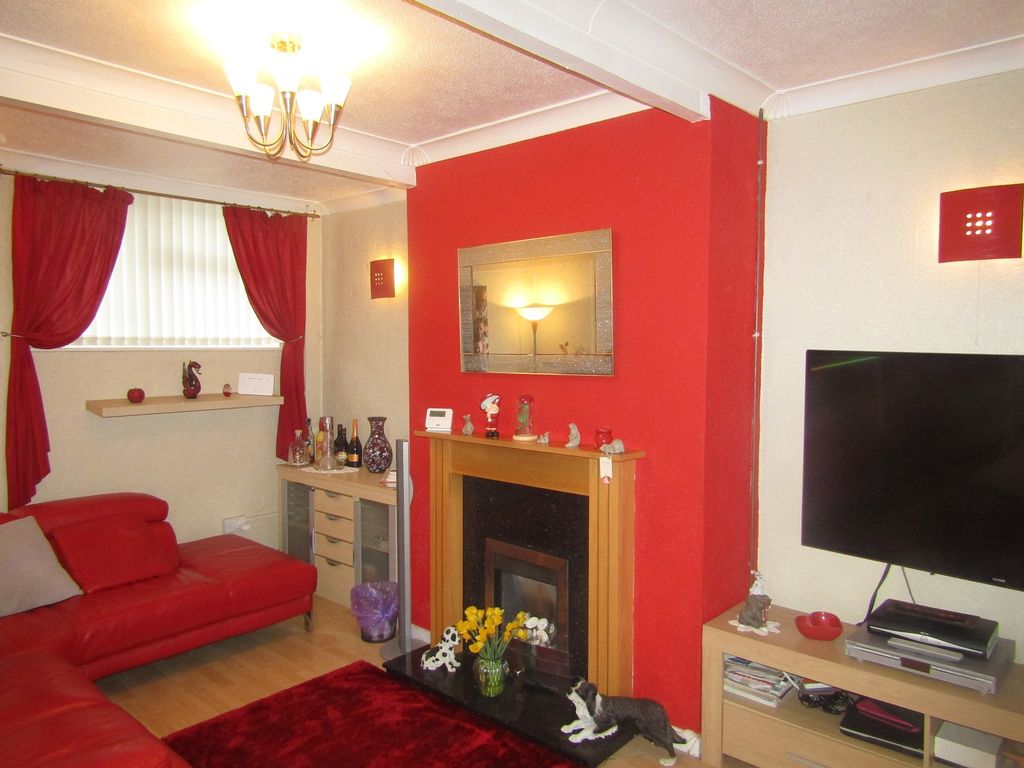 2 bed semi-detached house for sale in Tanydarren, Cilmaengwyn, Pontardawe, Swansea. SA8, £125,000