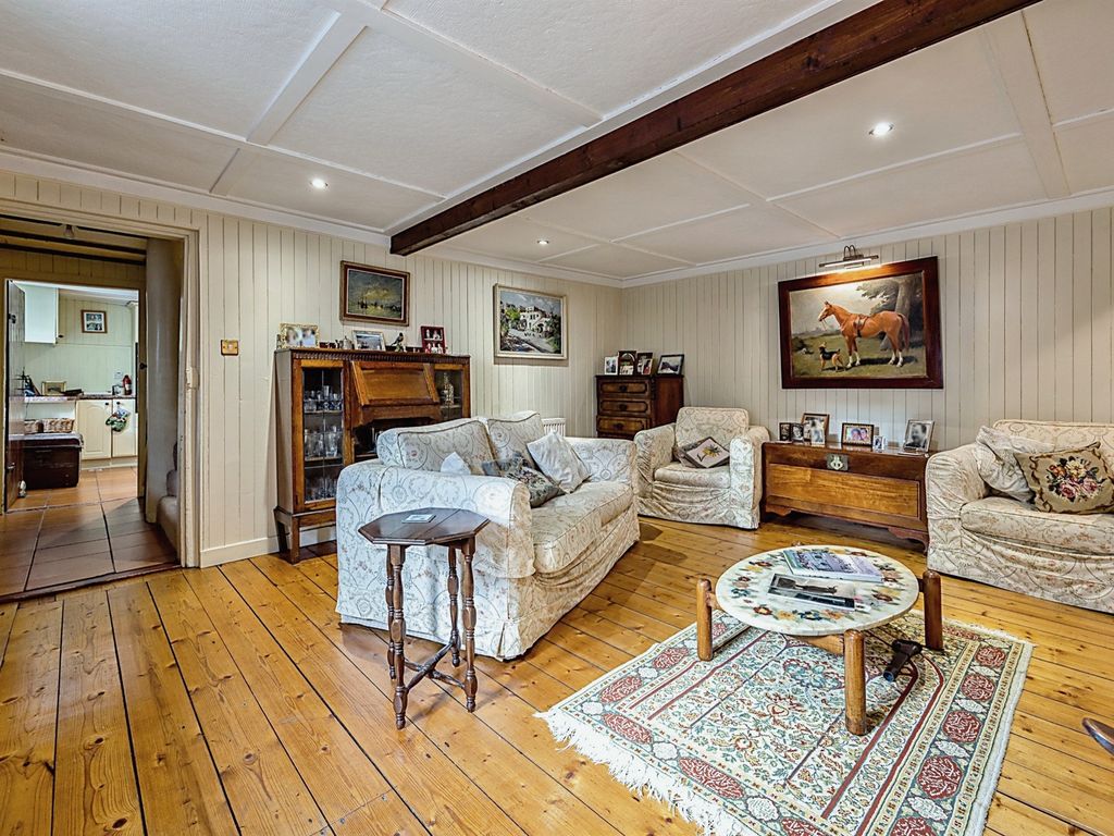 3 bed property for sale in The Square, Gargunnock, Stirling FK8, £330,000