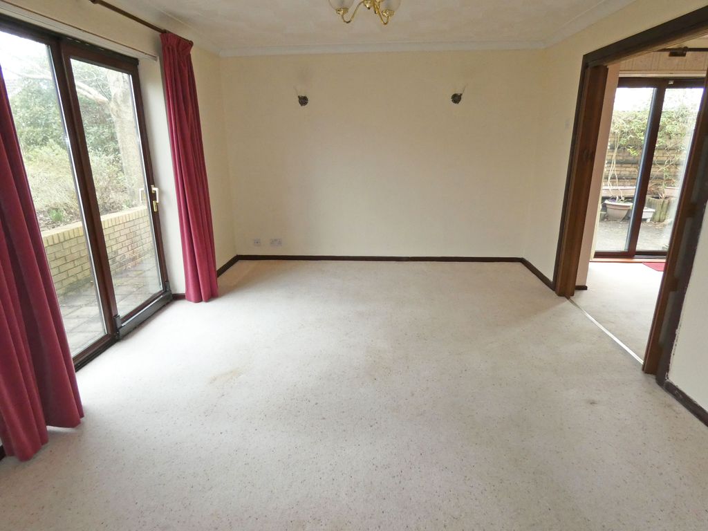 3 bed detached bungalow for sale in Dan Y Coed, Cefn Hengoed, Hengoed CF82, £249,950
