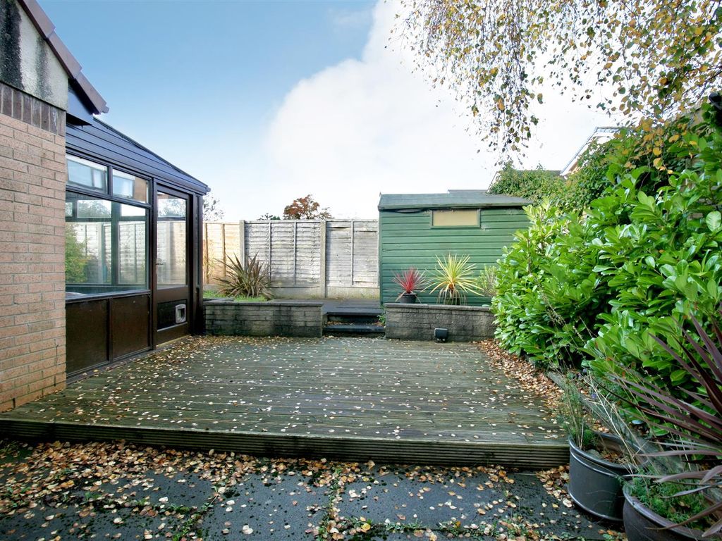 2 bed end terrace house for sale in Greenacre Court, Lancaster LA1, £160,000