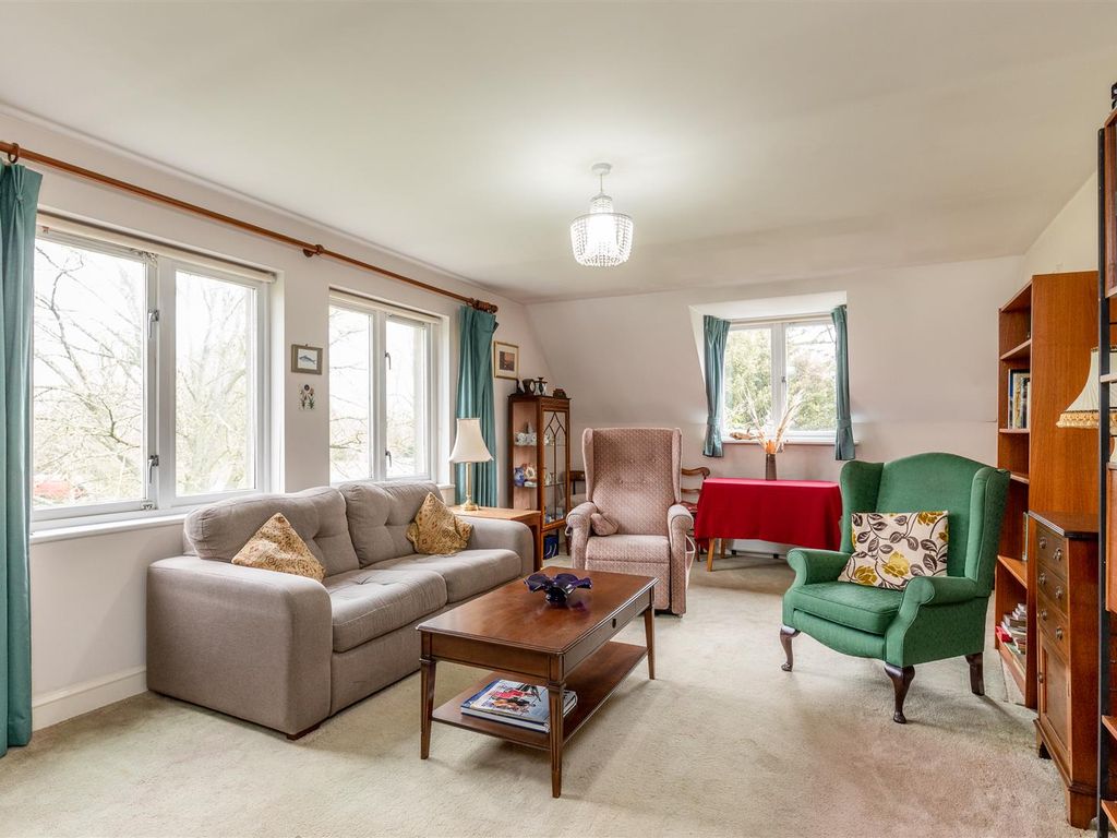 2 bed flat for sale in Durdham Park, Redland, Bristol BS6, £325,000