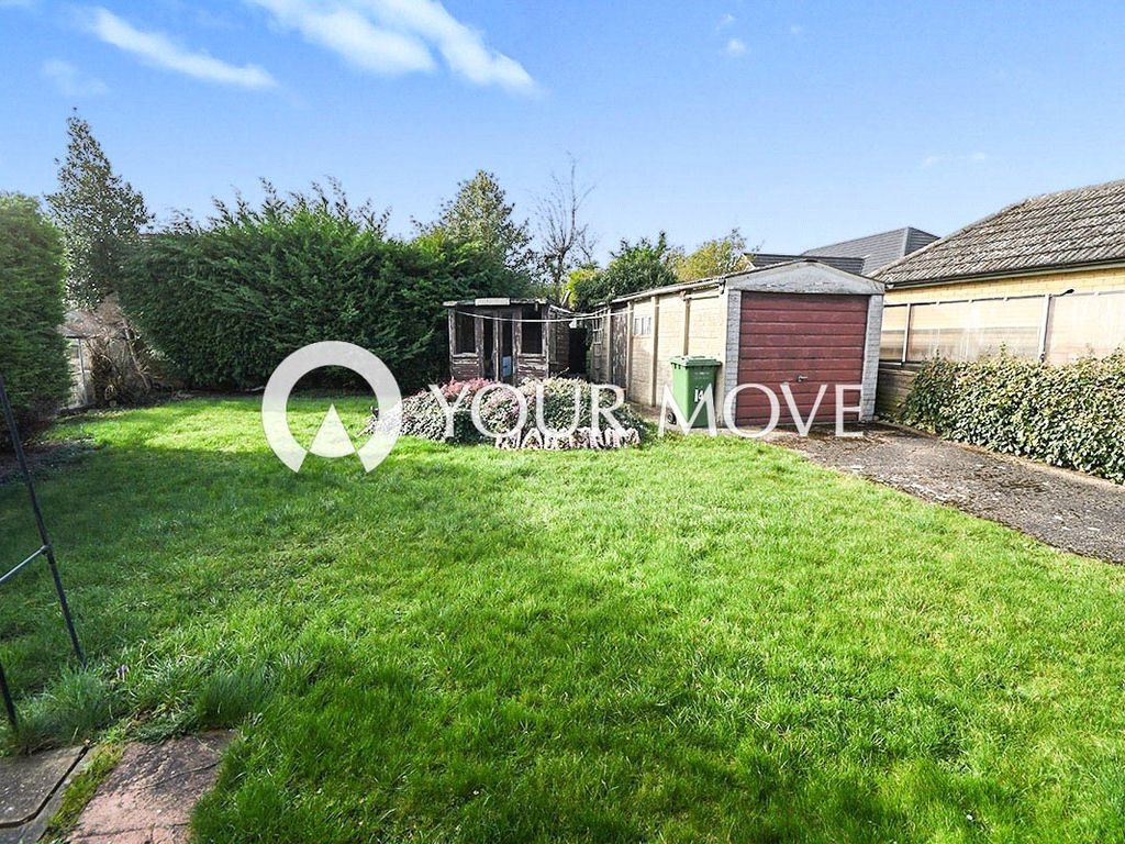 3 bed bungalow for sale in Westfield Avenue, North Greetwell, Lincoln, Lincolnshire LN2, £220,000
