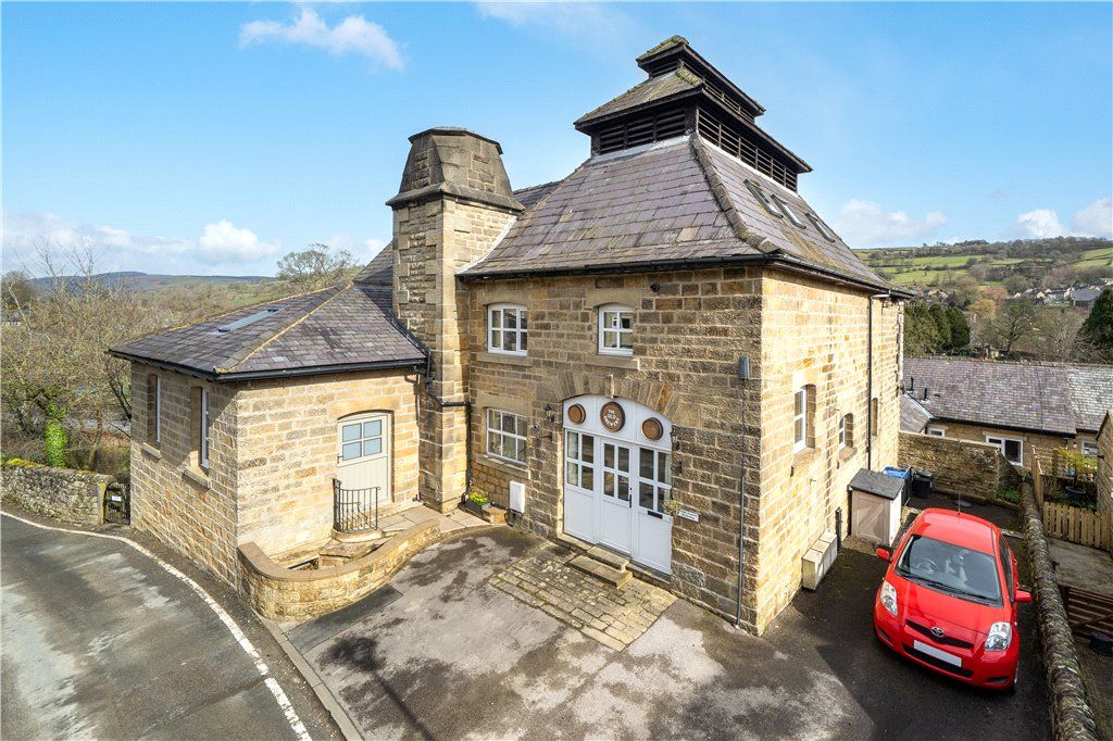 2 bed flat for sale in Bridgehouse Gate, Pateley Bridge, Harrogate, North Yorkshire HG3, £185,000