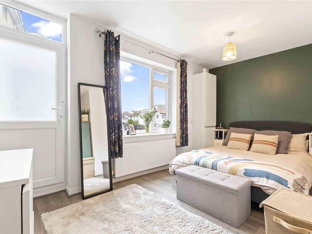 1 bed flat for sale in Aldwick Road, Aldwick, Bognor Regis PO21, £155,000