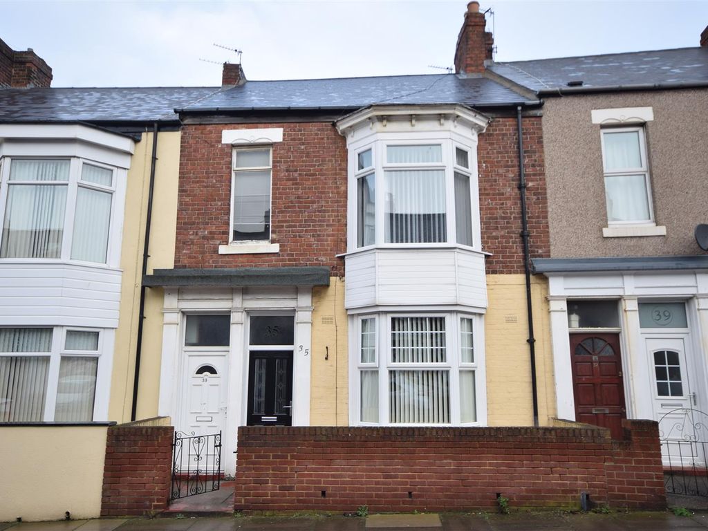 2 bed flat for sale in Northcote Street, South Shields NE33, £56,750