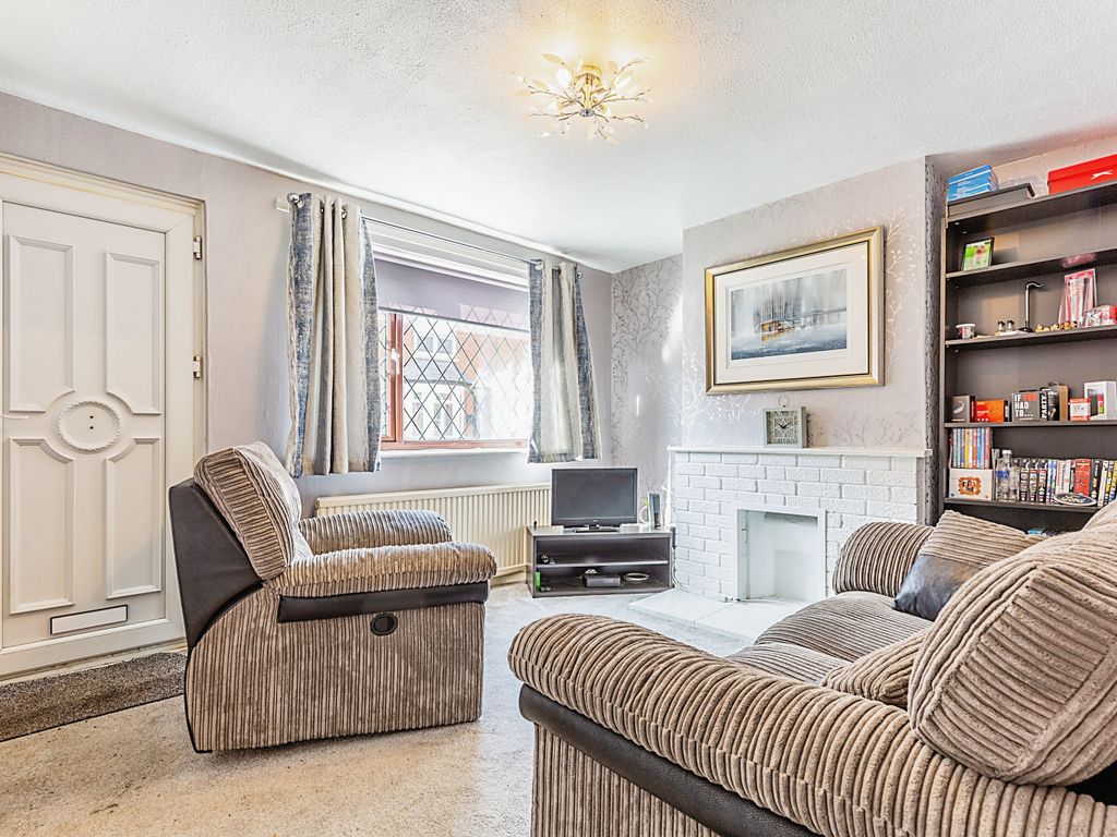 2 bed terraced house for sale in Jubilee Street, Irthlingborough NN9, £155,000