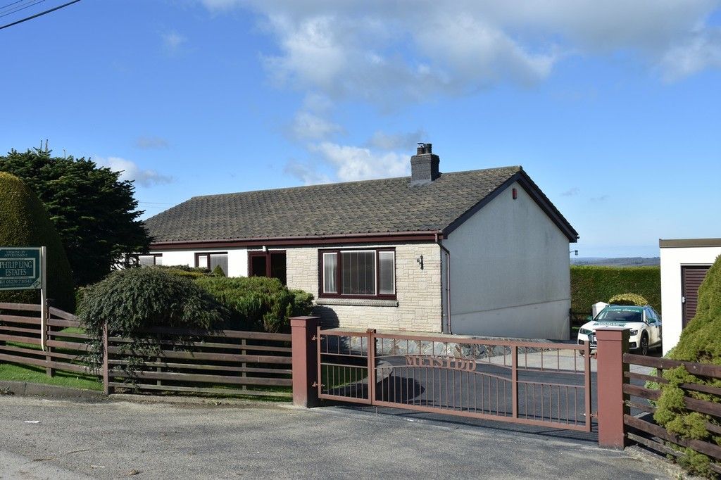 3 bed detached bungalow for sale in Capel Iwan Road, Newcastle Emlyn SA38, £265,000