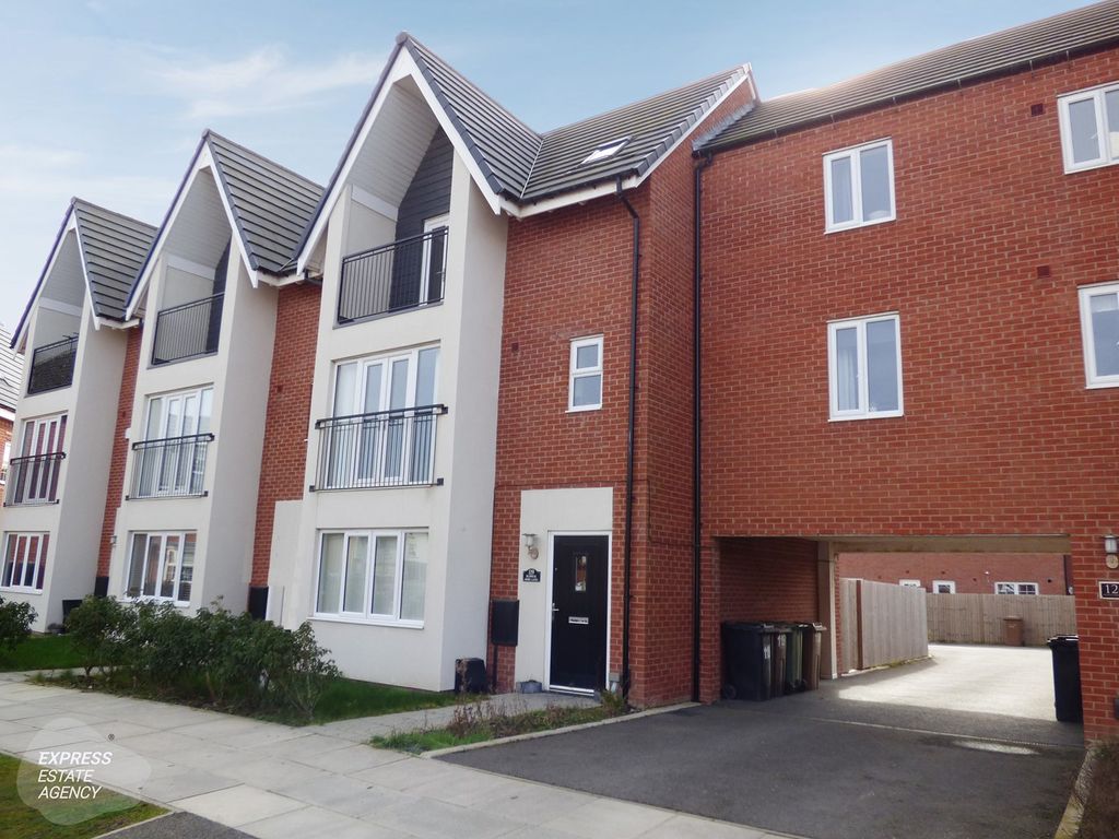 3 bed town house for sale in Blowick Moss Lane, Southport PR8, £228,000