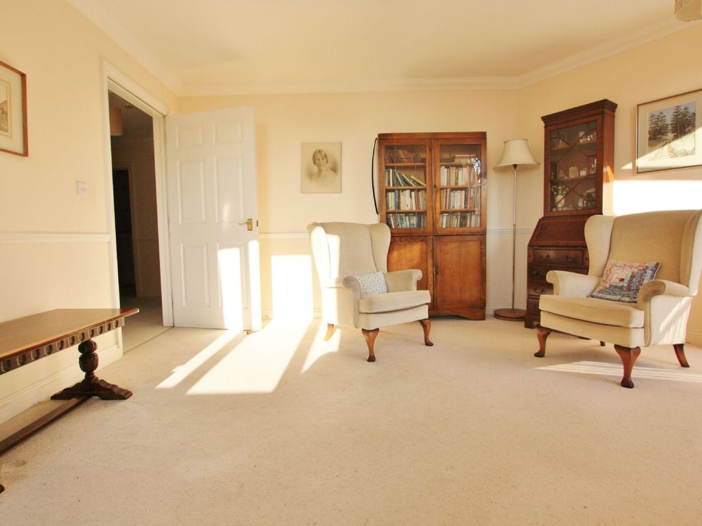 1 bed flat for sale in Deanery Walk, Avonpark, Limpley Stoke Near Bath, Wiltshire BA2, £245,000