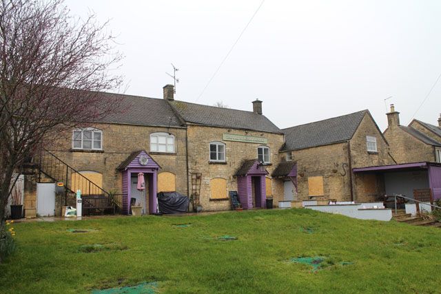 Pub/bar for sale in Chalford Hill, Stroud GL6, £10,000