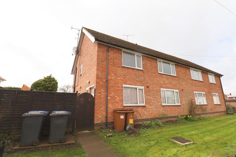 2 bed maisonette for sale in Mill Street, Barwell, Leicestershire LE9, £99,995