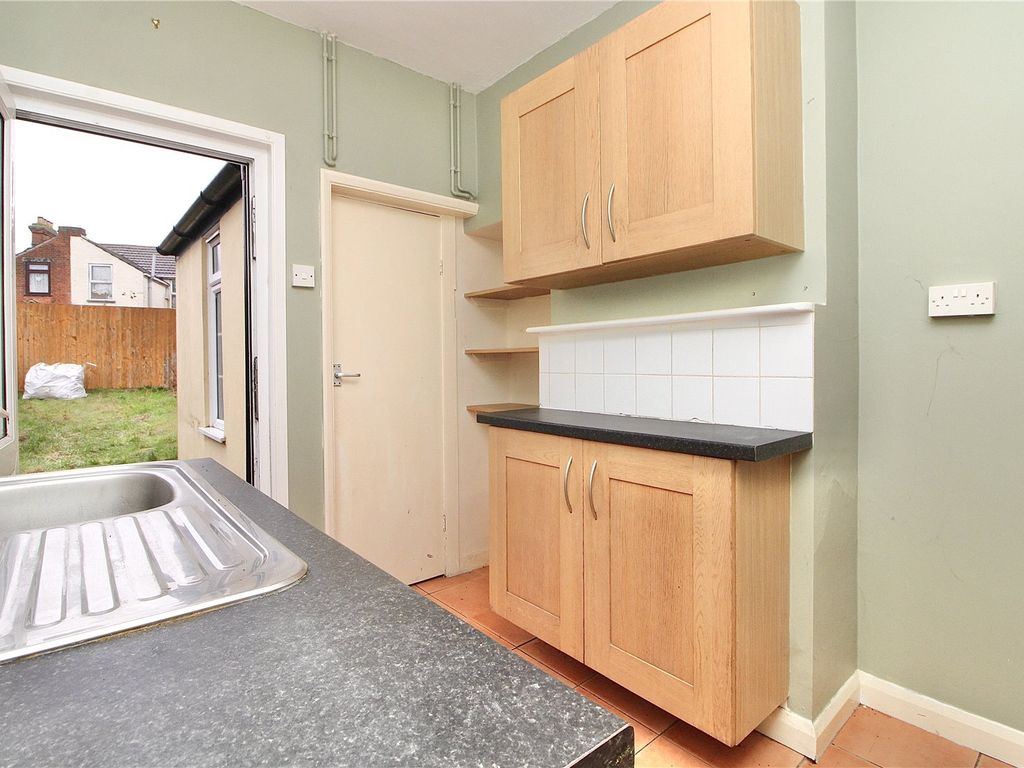 3 bed terraced house for sale in Vaughan Street, Ipswich, Suffolk IP2, £160,000