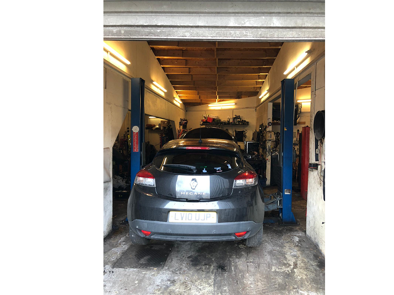 Parking/garage for sale in Sheffield, England, United Kingdom S5, £89,995