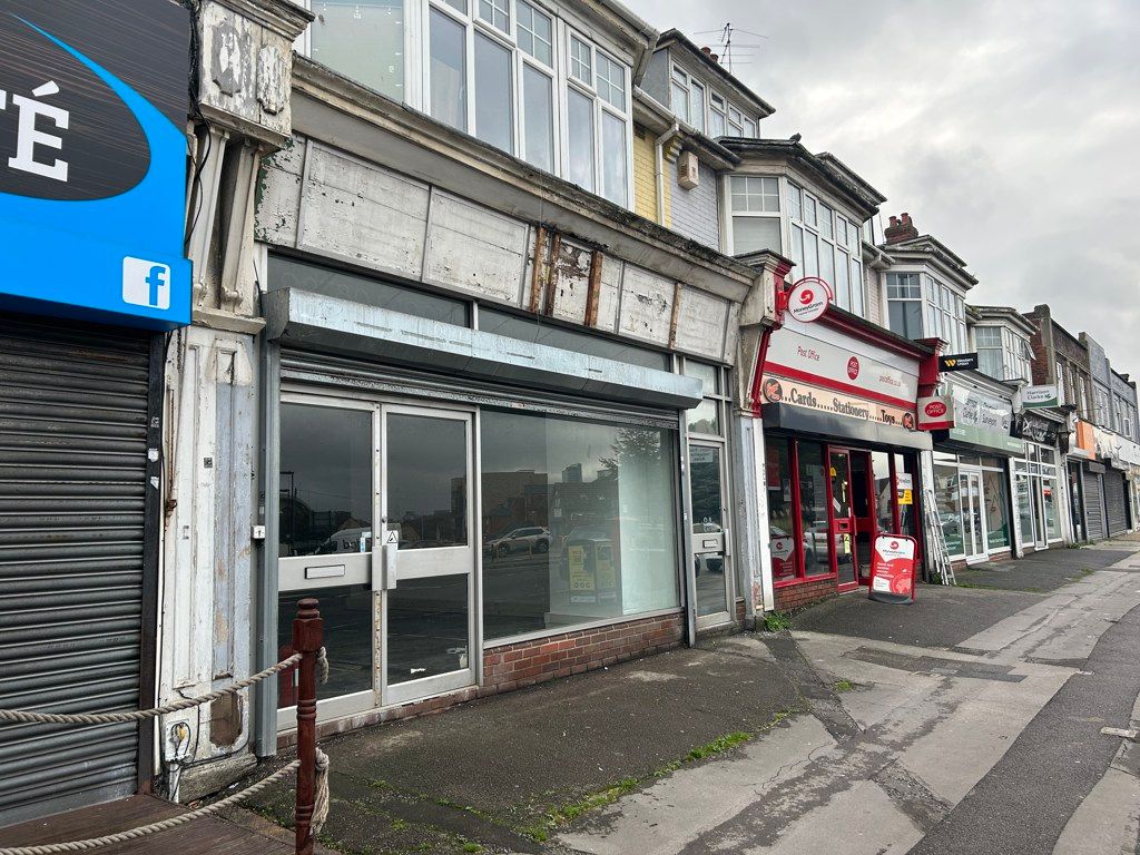 Retail premises for sale in The Colonnade, Bridge Road, Woolston, Southampton SO19, £165,000