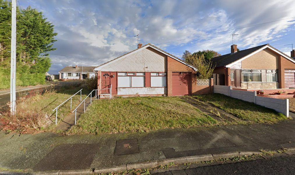 3 bed detached bungalow for sale in Ffordd Cynan, Wrexham LL12, £179,950