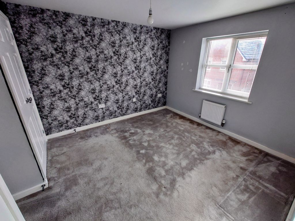 3 bed link-detached house for sale in Fazeley Drive, Brindley Village, Stoke-On-Trent ST6, £215,000