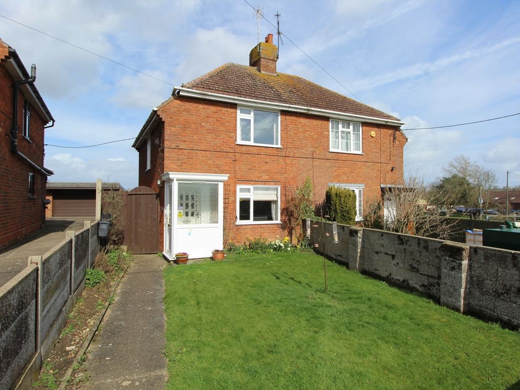 2 bed semi-detached house for sale in Station Road, North Kilworth LE17, £250,000