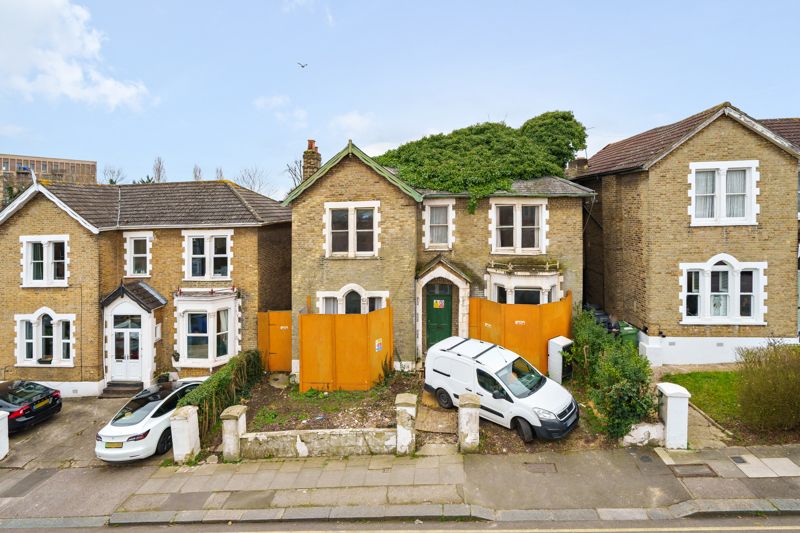 Land for sale in 6 Westdown Road, Catford, London SE6, £750,000