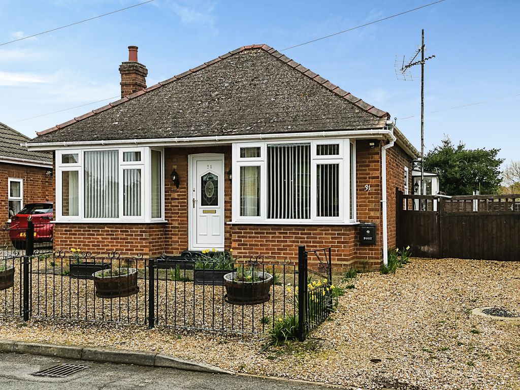 2 bed bungalow for sale in Church Drove, Outwell, Wisbech PE14, £175,000