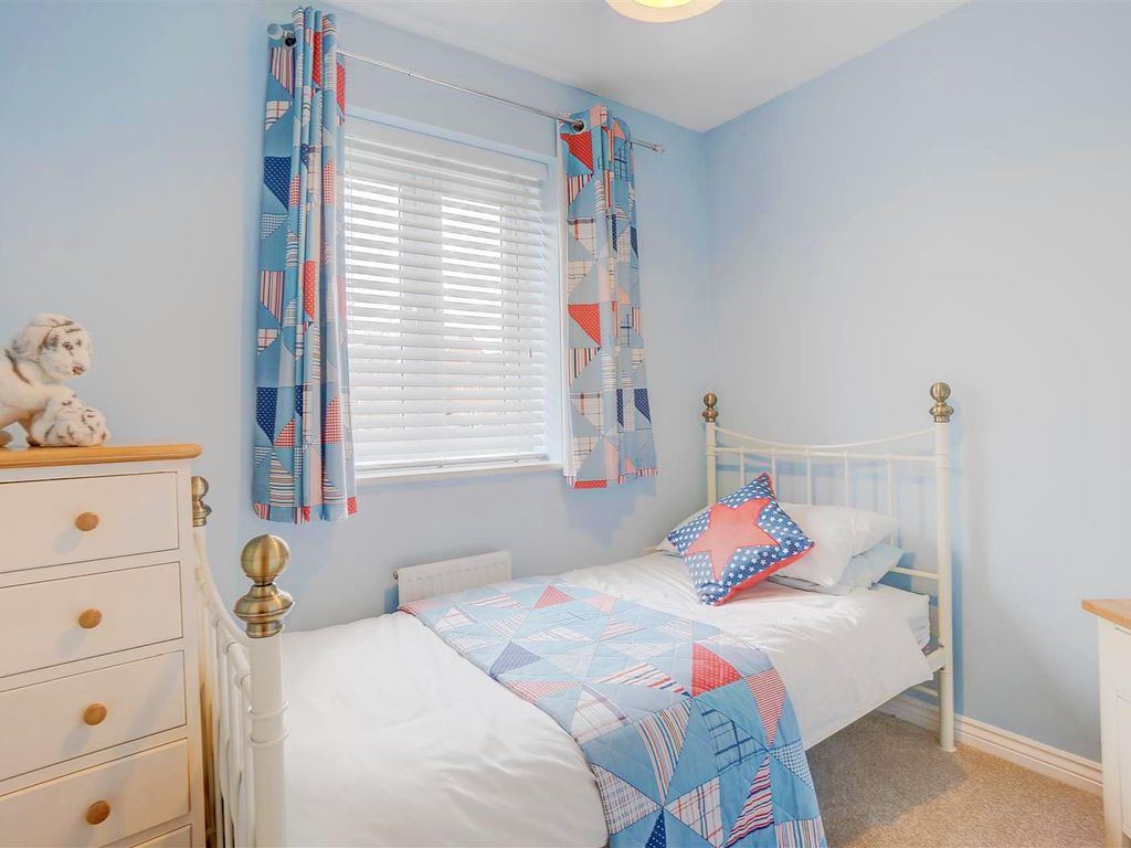4 bed detached house for sale in Astbury Way, Woodville, Swadlincote DE11, £260,000