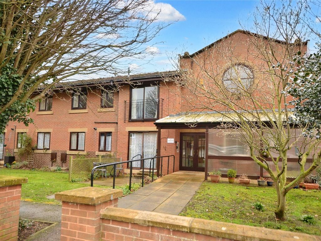 2 bed flat for sale in Hallfield Court, Wetherby, West Yorkshire LS22, £170,000