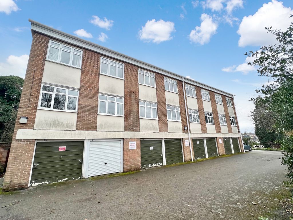 1 bed flat for sale in West House, Norton Lees Road, Sheffield S8, £79,950