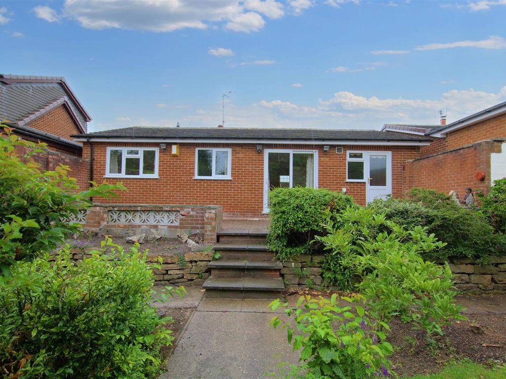 3 bed bungalow for sale in The Pastures, Calverton, Nottingham NG14, £260,000