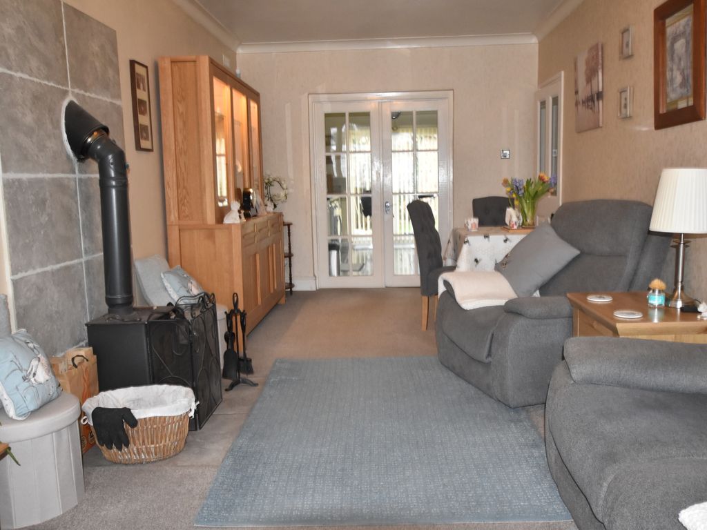 3 bed detached bungalow for sale in Fulbridge Road, Peterborough PE4, £260,000