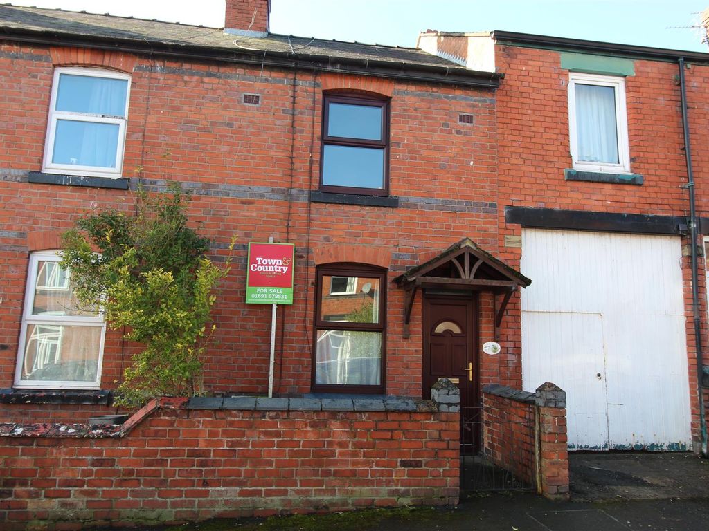 2 bed terraced house for sale in Albert Road, Oswestry SY11, £115,000