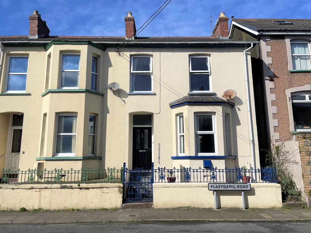 3 bed terraced house for sale in Plas Y Gamil Road, Goodwick SA64, £130,000