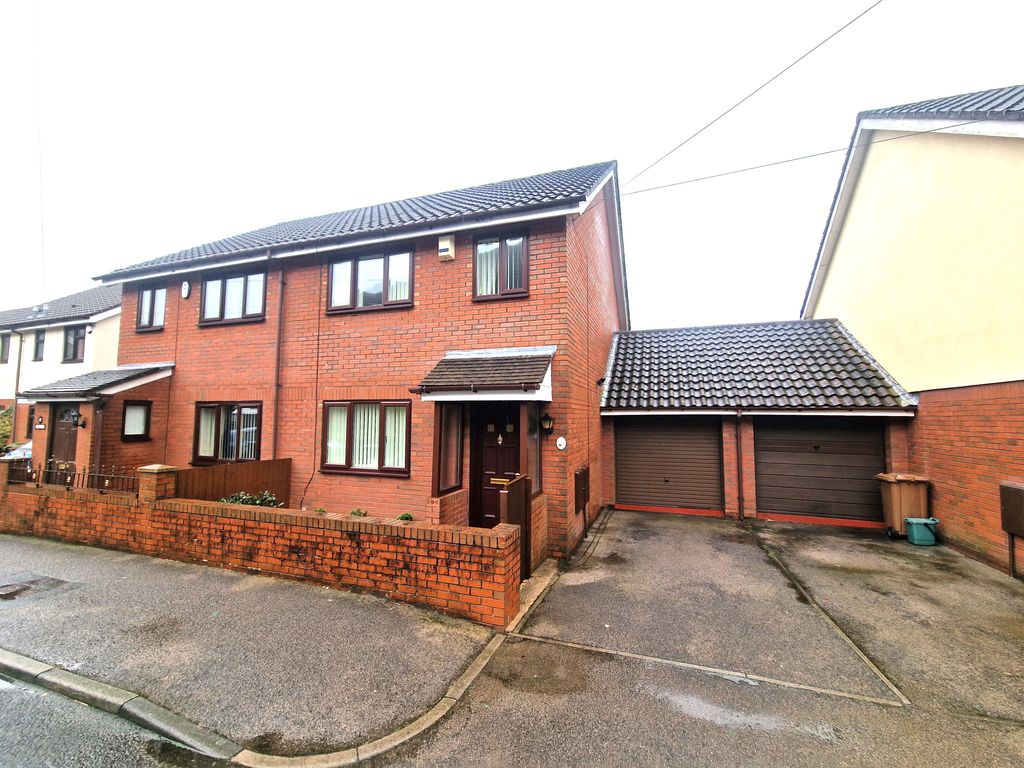 3 bed semi-detached house for sale in Park Street, Newport NP11, £220,000