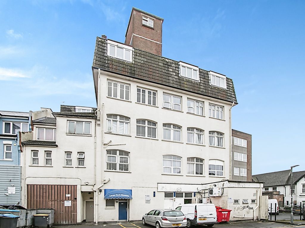 Studio for sale in Lorne Park Road, Bournemouth BH1, £100,000