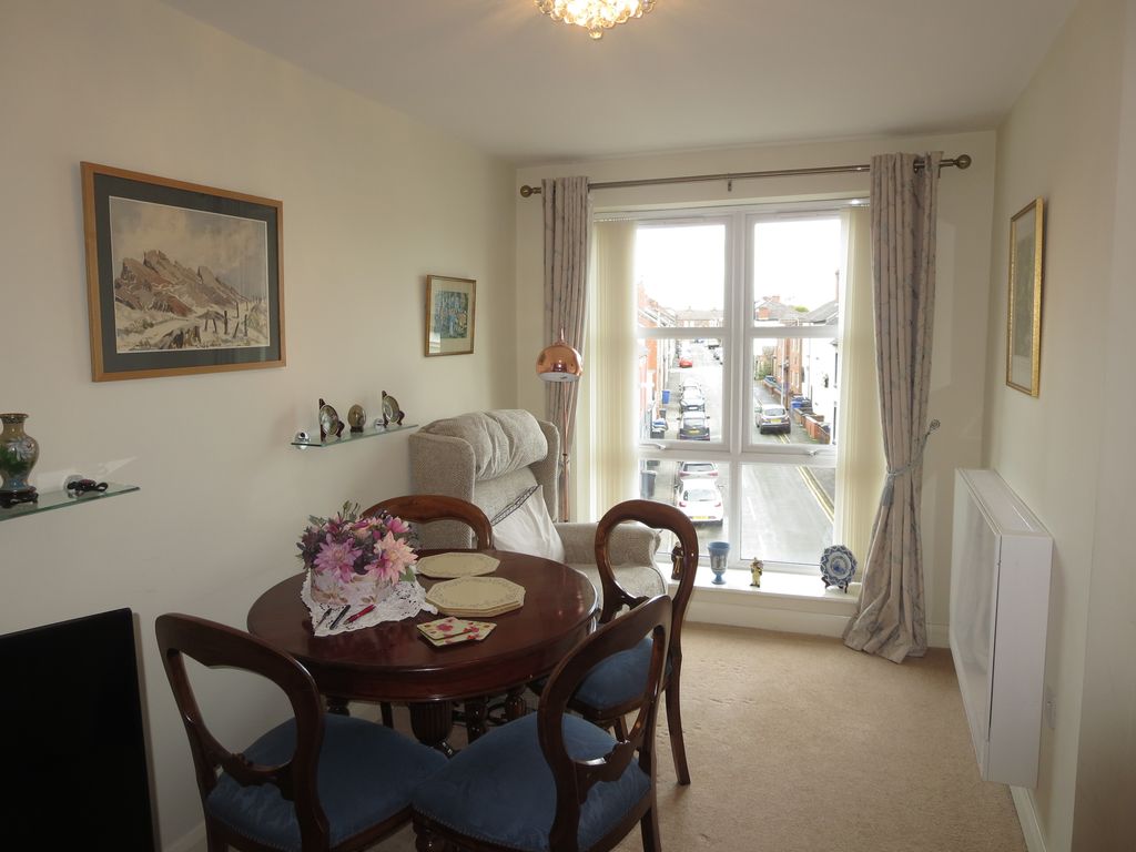 2 bed flat for sale in Adlington House, High Street, Wolstanton, Newcastle ST5, £120,000